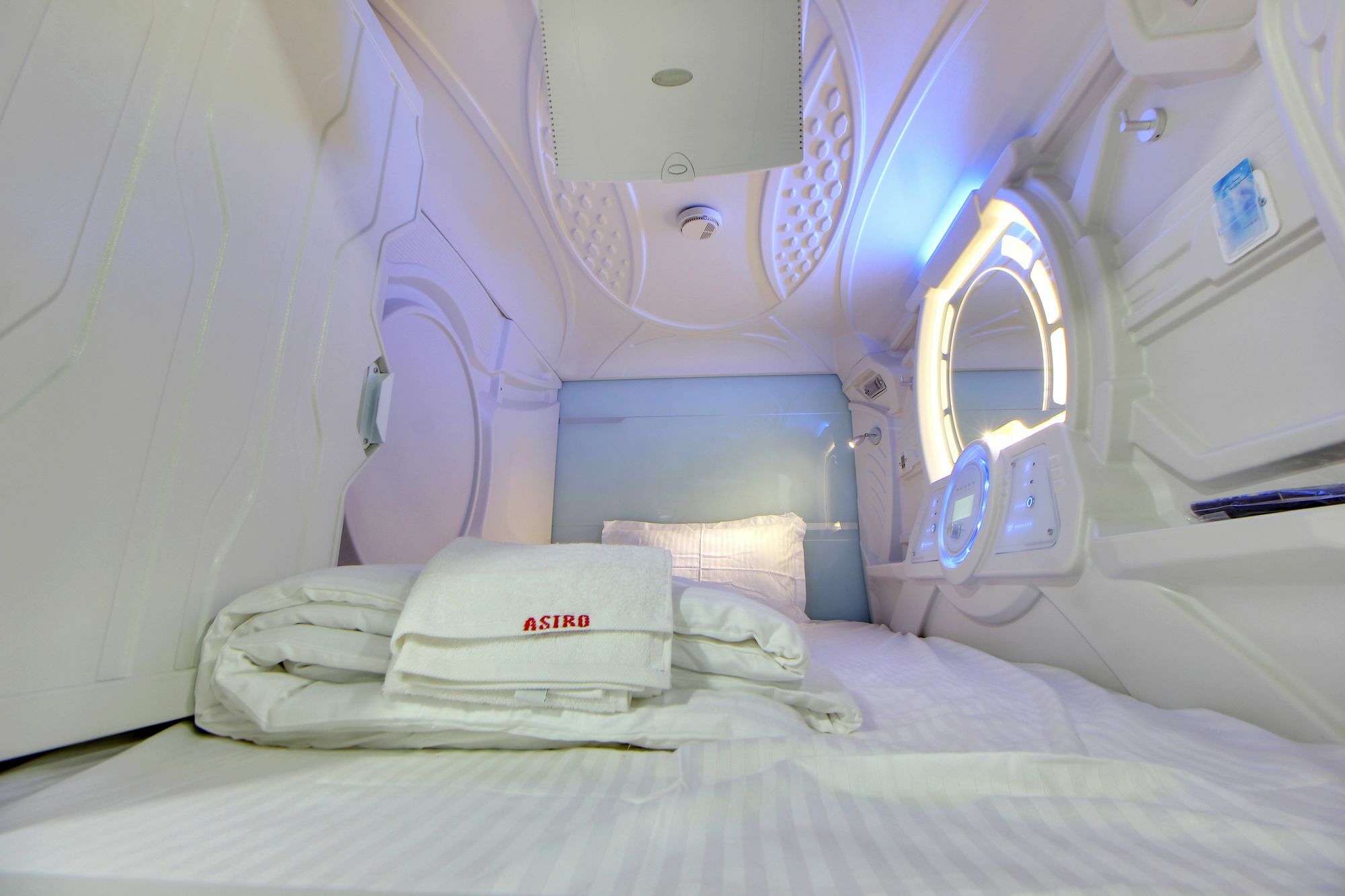Hotel Astropods Airport, Mumbai. Buitenkant foto